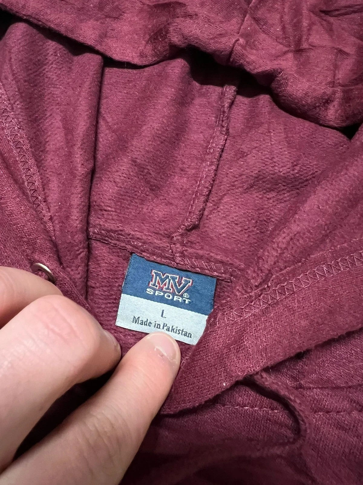 Premier Vintage maroon Alvernia University graphic hoodie, size L, made from soft fabric.